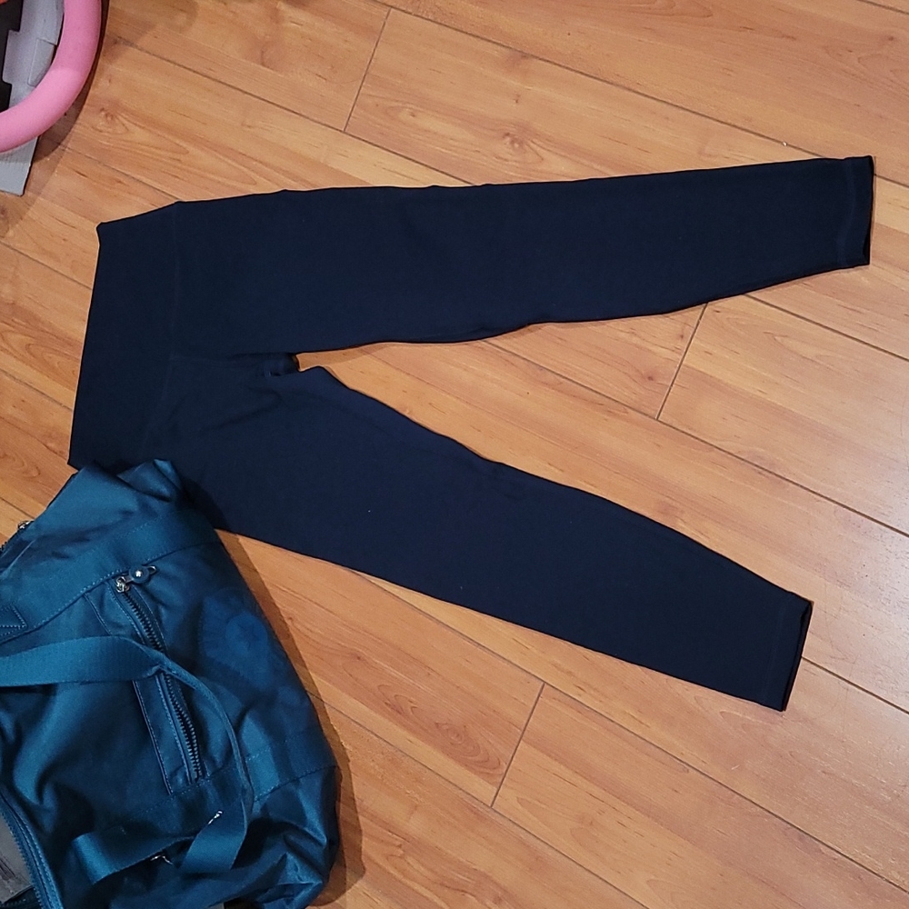 Tom tiger leggings size small